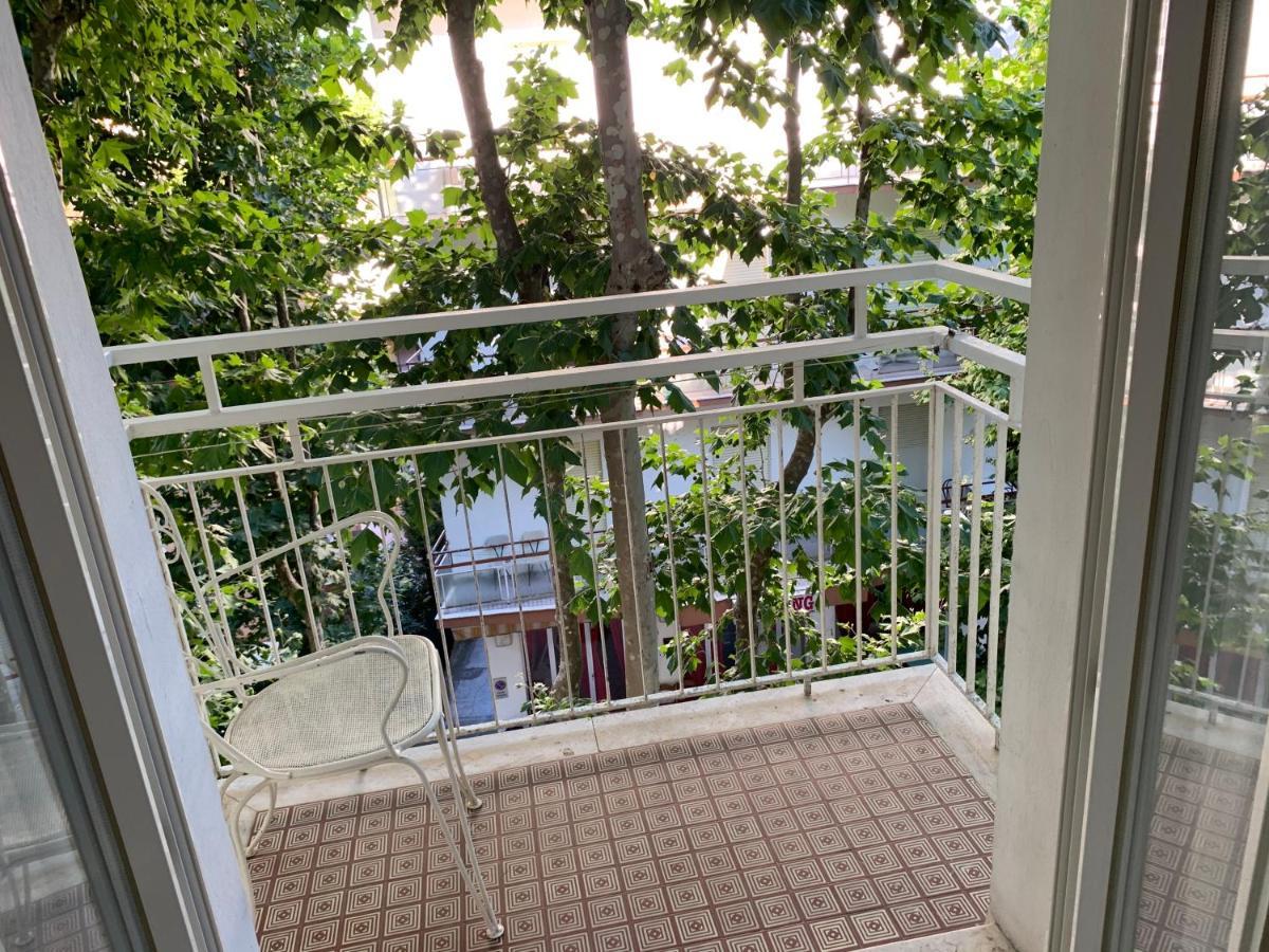 Hotel Ginevra E Residence Католика Екстериор снимка