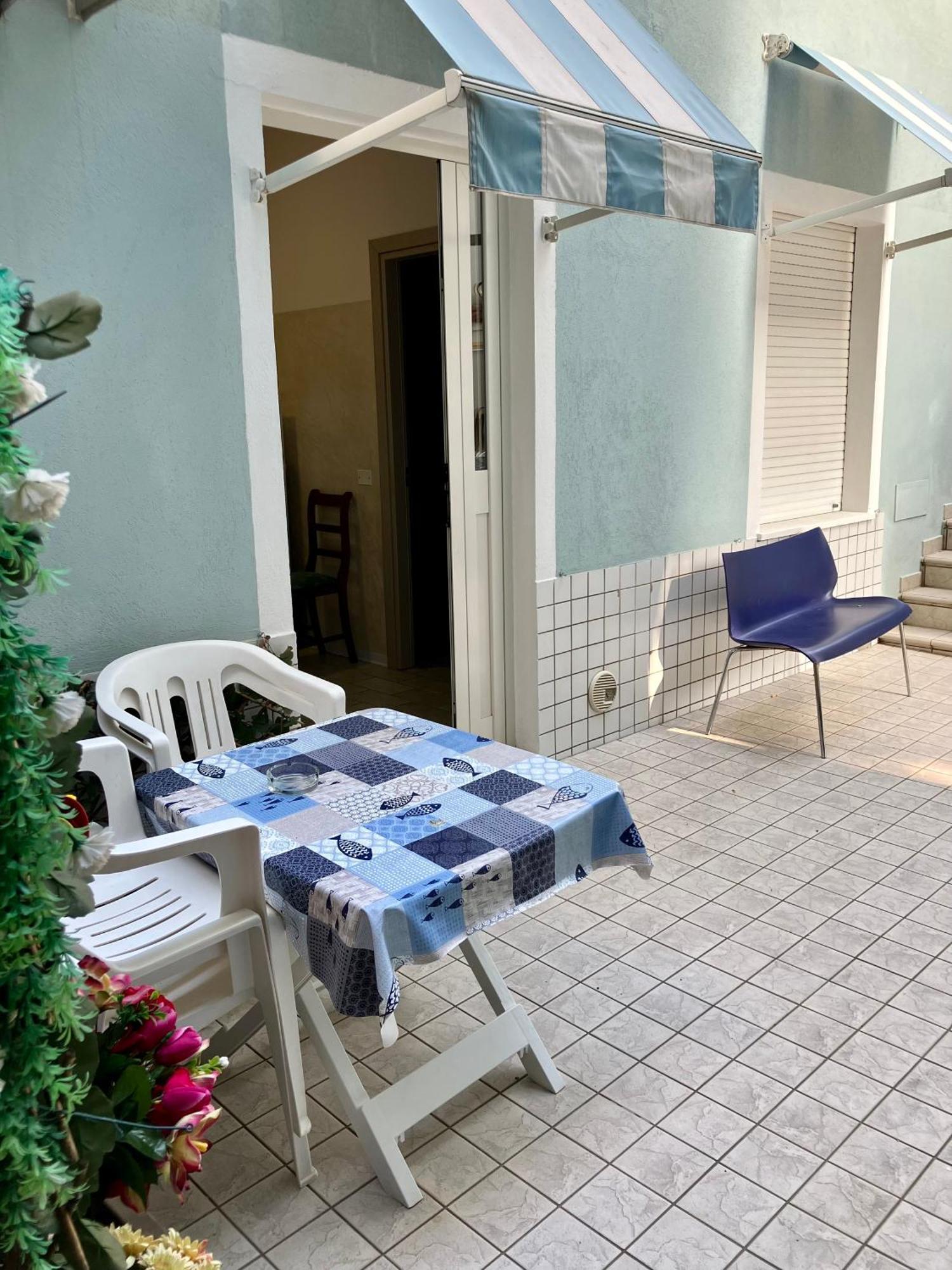 Hotel Ginevra E Residence Католика Екстериор снимка